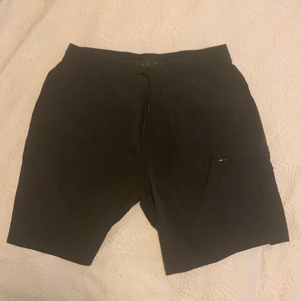 Abercrombie and Fitch aF drawstring black athletic shorts 8” inseam - men’s Sz L